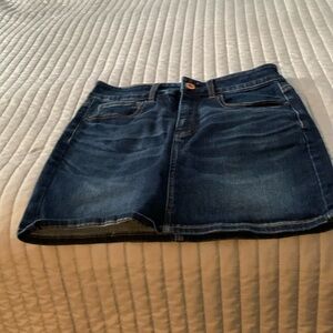 American Eagle size 6 jeans mini skirt